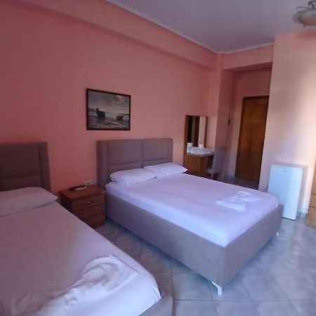 Hotel Rossi Vlorë Eksteriør billede