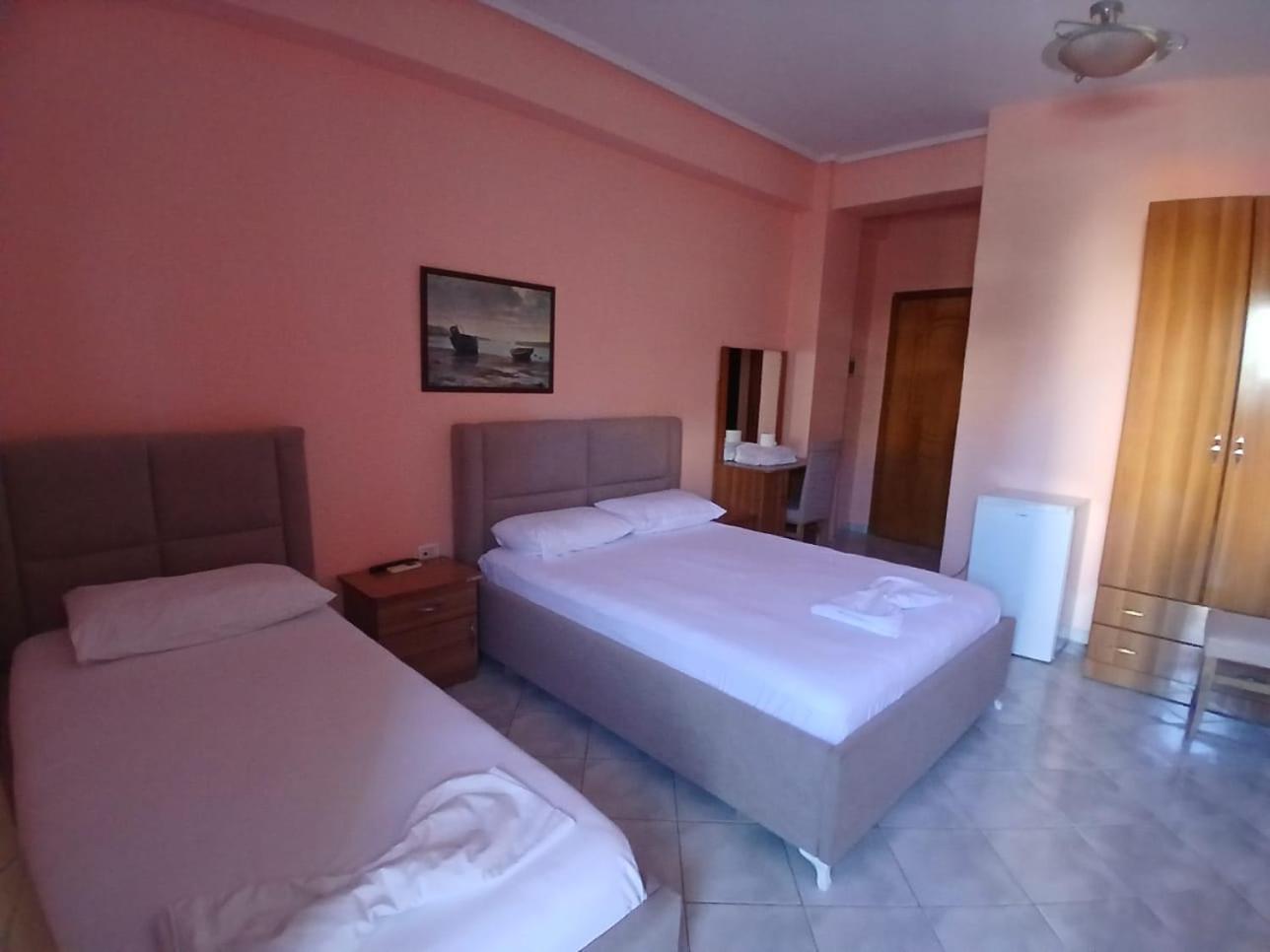 Hotel Rossi Vlorë Eksteriør billede