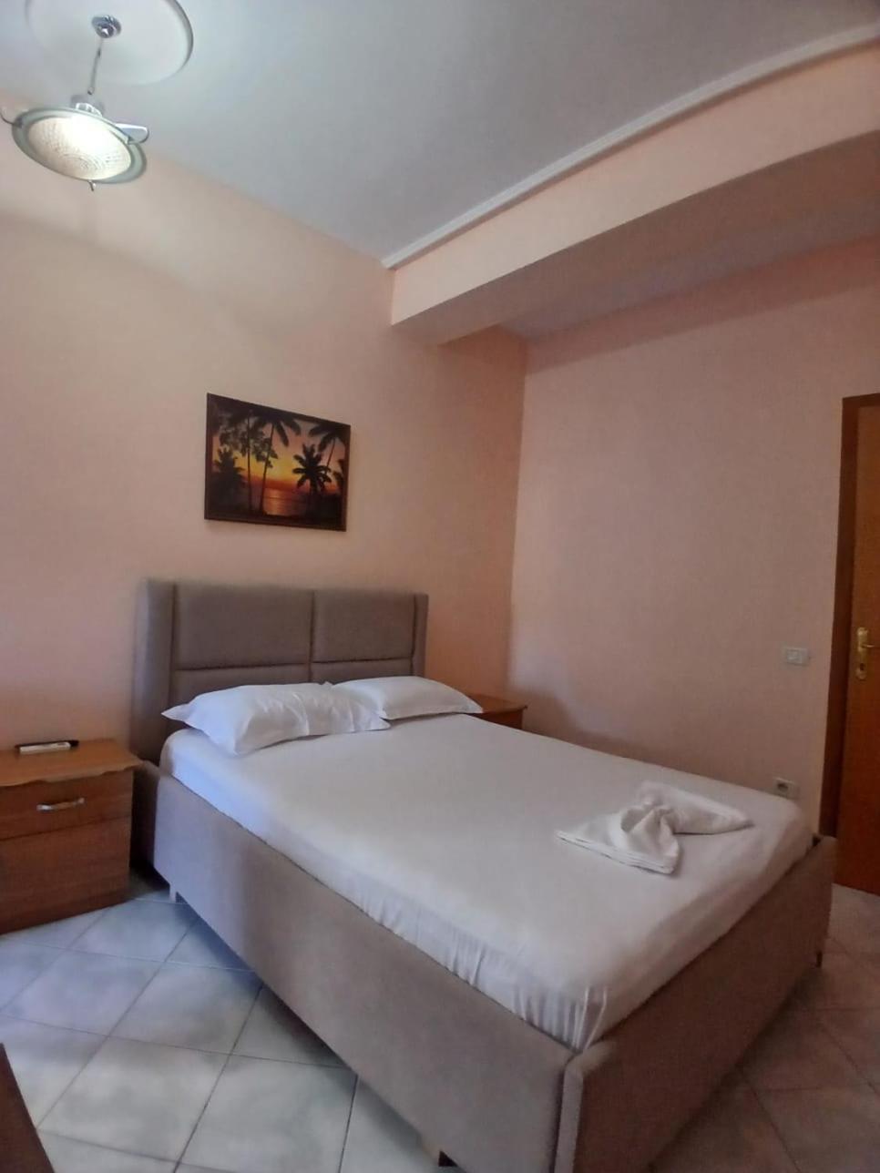 Hotel Rossi Vlorë Eksteriør billede